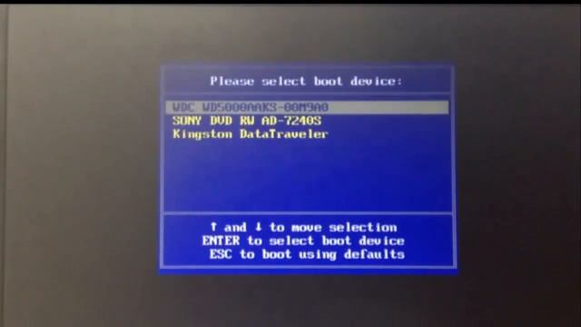Alterando a ordem de boot para instalar o Ubuntu 14.04 via pendrive смотреть онлайн