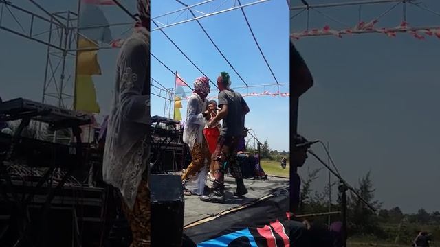 Anak punk juga suka dangdut ojo nguber welase смотреть онлайн