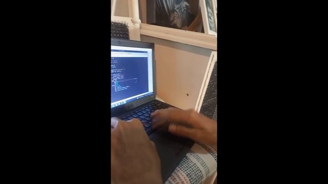 HOW TO INSTALL AND USE UBUNTU IN VIRTUAL BOX смотреть онлайн