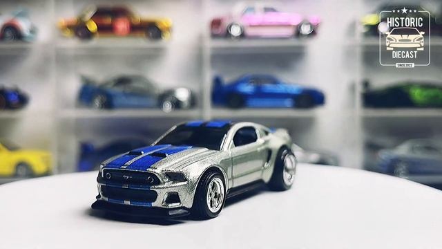 HotWheels 2014 Custom Mustang Showcase смотреть онлайн