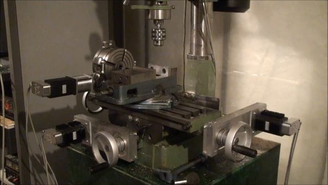 LinuxCNC CNC Milling Machine 4th axis working. смотреть онлайн