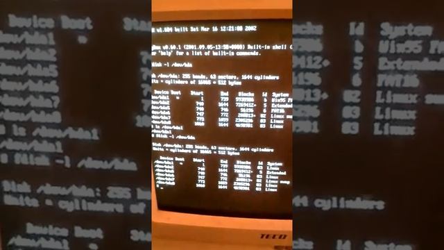 用安裝Linux切硬碟並進指令模式2 смотреть онлайн