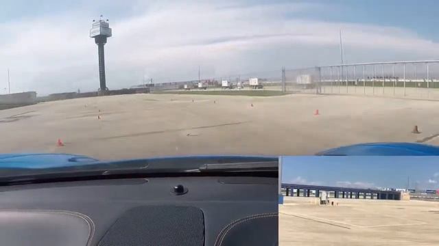 7 Laps in a McLaren MP4-12C! смотреть онлайн