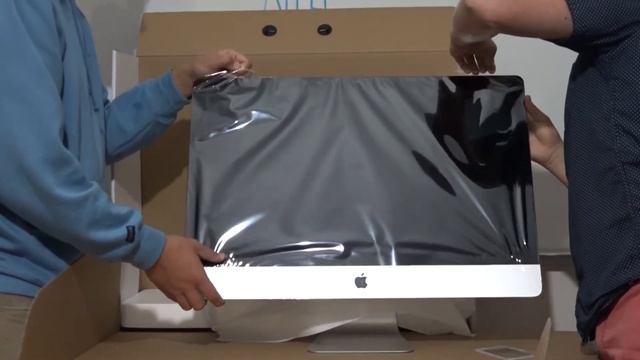 AWARD WINNER! MAC Unboxing Video (Charlie, Joel, Max, Justin) смотреть онлайн