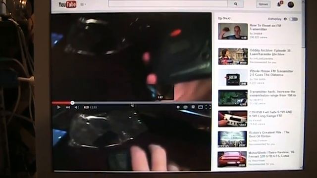 YouTube double video glitch смотреть онлайн