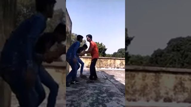 Tum Jaisa Chutiyao ka Sahar ha Dosto Bhai Bhai смотреть онлайн