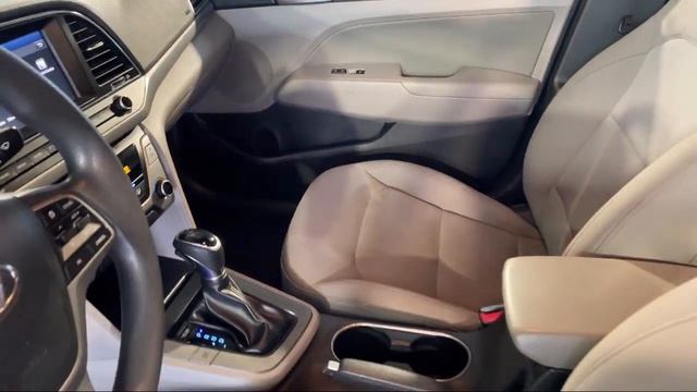 2018 Hyundai Elantra SEL 2.0L Auto (Alabama) смотреть онлайн