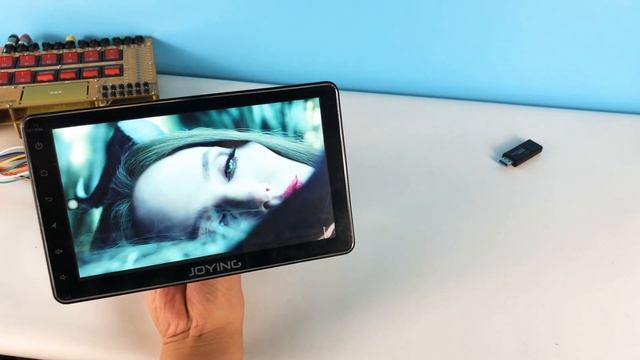 Newly Single 1din Radio with Automatic Rotatable Screen Android 4G Car Stereo смотреть онлайн