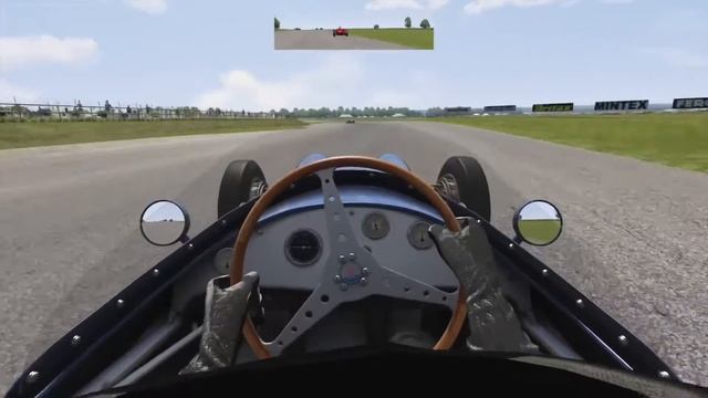 Maserati 250F at Silverstone classic смотреть онлайн