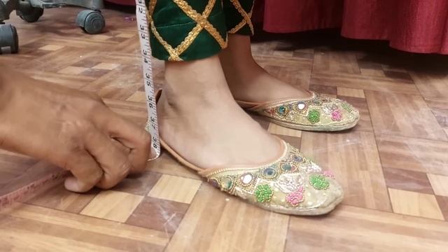 Body Ka Naap Kaise Lete Hain | All Types Of Body Measurements | How To Take Measurements For Women. смотреть онлайн
