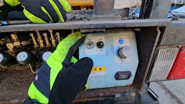 Гидроподъемник ножничного типа SMAC NTC60 6.5 метров на базе ISUZU ELF NKR81 смотреть онлайн
