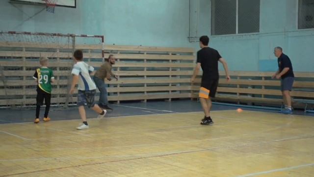 Молодежка в спортзале 12 октября