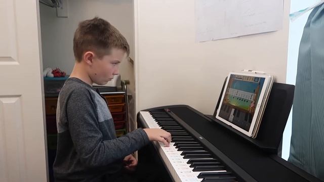 Korg Piano and Cole and Ira's First Time on Piano Maestro смотреть онлайн