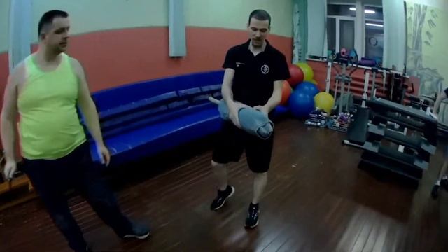 Постановка ударов ножом. Укол, порез, рубка. "собачка" смотреть онлайн