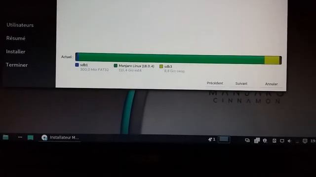installer Linux Manjaro cinnamon 18 a cote de XFCE/ pourquoi ça veut pas ?/ FR смотреть онлайн