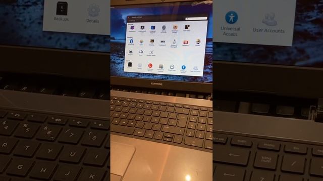 Using Ubuntu Linux for the first time (Ubuntu exploration) смотреть онлайн