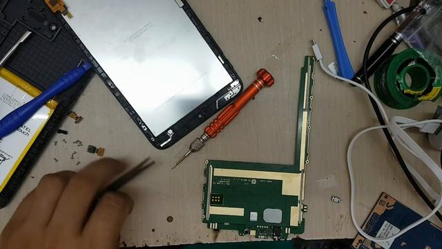 vodafone Smart Tab 3g not charging смотреть онлайн