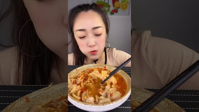 เท้าไก่ LIXIANG VLOG ASMR MUKBANG Daily Food Sharing Chicken Feet .매일 음식 나눔 닭발 Chân gà Chân gà cay. смотреть онлайн