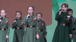 Детский вокальный коллектив "Капельки" - Бравые солдатики