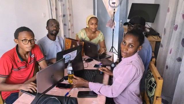 Stage de formation Linux- Ubuntu Debian Kali Linux смотреть онлайн