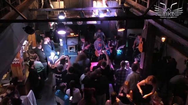 День Рождения Bike FM - Cherry Cream - Night Hunter смотреть онлайн