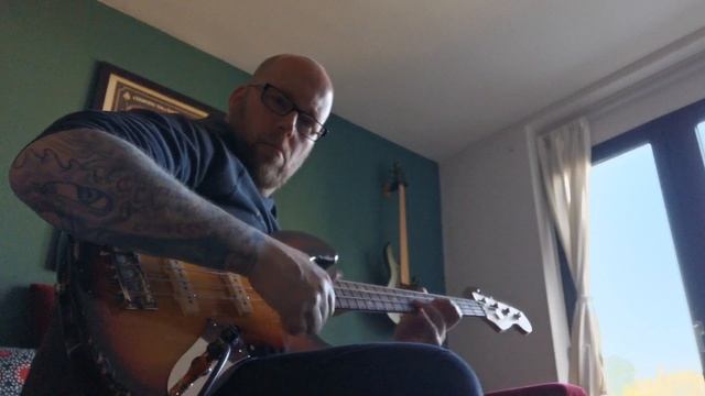 Frankenstein DIY Bass +Huawei Mate 20 Test смотреть онлайн