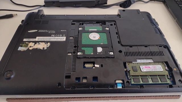 Samsung RV415 Possíveis Upgrades - Memória, HD, Processador - Qual Fazer? Atualizado 2023 смотреть онлайн