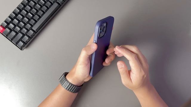 iPhone 12 Pro Max Deep Violet Leather Case смотреть онлайн