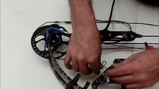 NEW PORTABLE BOW PRESS PSE EVO Final disassembly.wmv смотреть онлайн