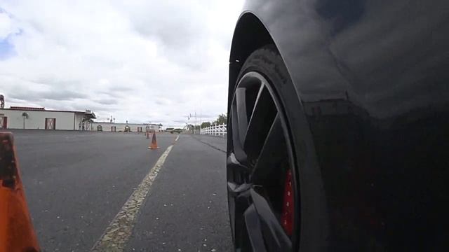 Cincinnati SCCA Autocross - April 28, 2019 - Run #4 - 2015 Tesla Model S смотреть онлайн