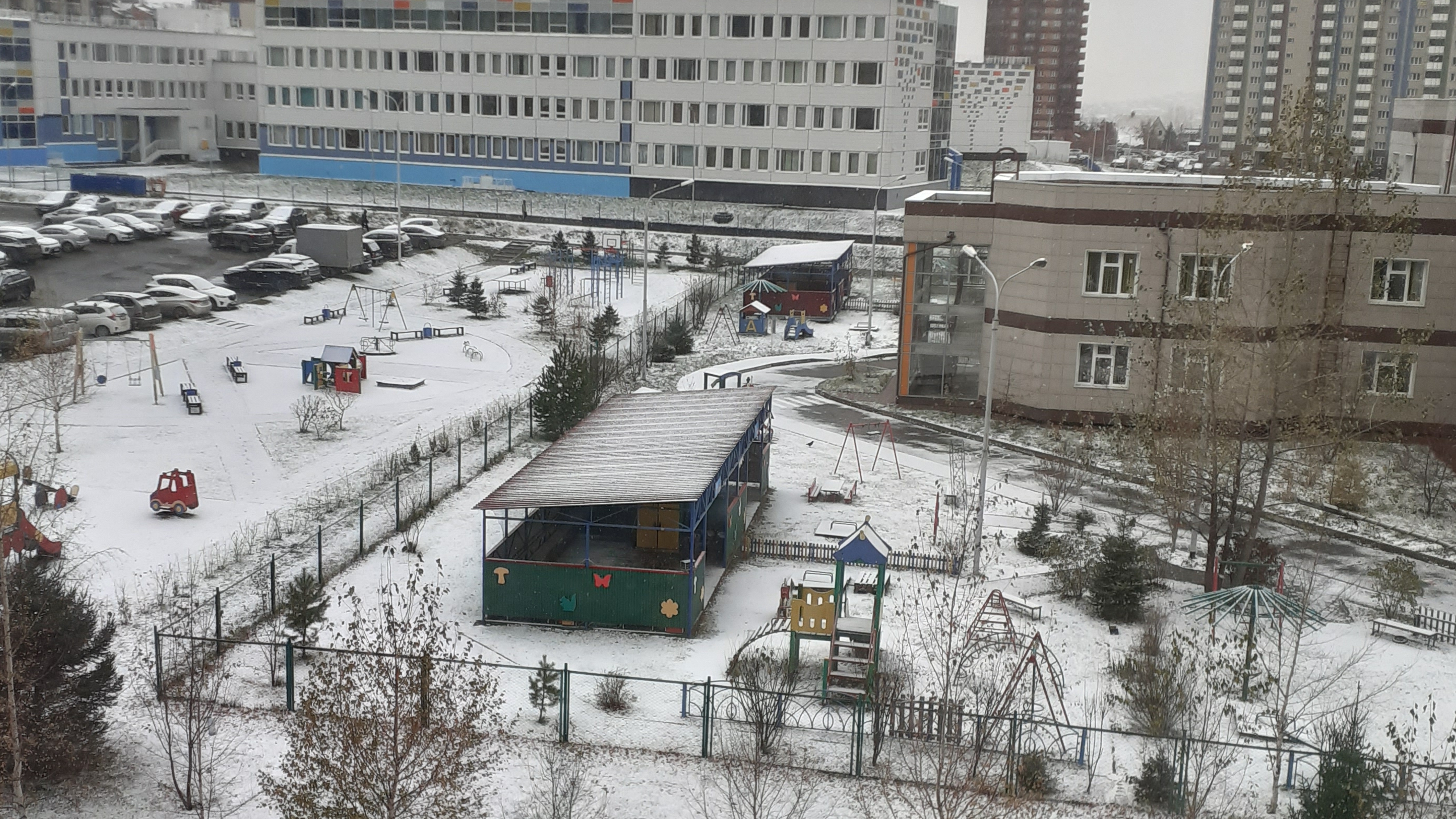 снег в октябре😂 смотреть онлайн