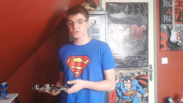 La Carte Mère - La CONNAITRE pour l'ACHETER ! смотреть онлайн