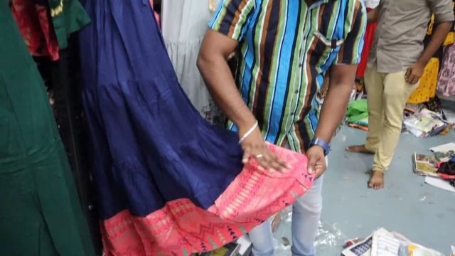 ₹1 ரூபாய் Designer kurtis, tops, leggings | Coimbatore shopping | wholesale price | TAMIL VLOGGER смотреть онлайн