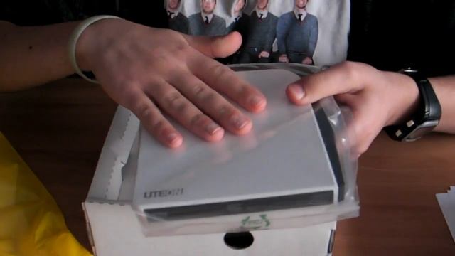 Liteon ESAU108 Portable Slim Optical Drive Unboxing смотреть онлайн