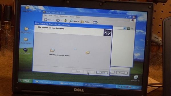 Dell Latitude D830 Laptop Computer | Installing the Microsoft Windows XP