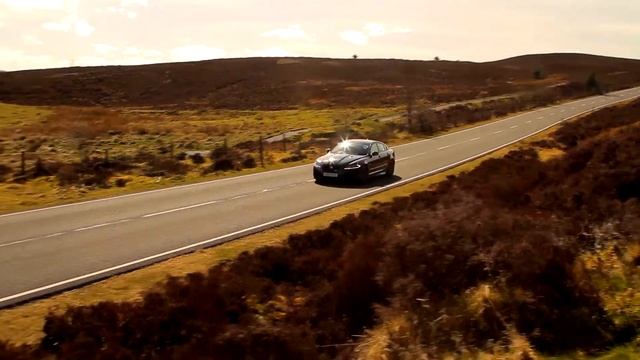 Snapshot Review: Jaguar XFR-S смотреть онлайн