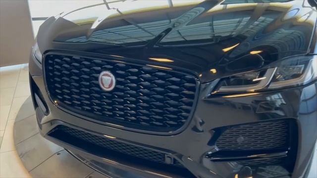 J220432 2022 Jaguar F-PACE P250 S