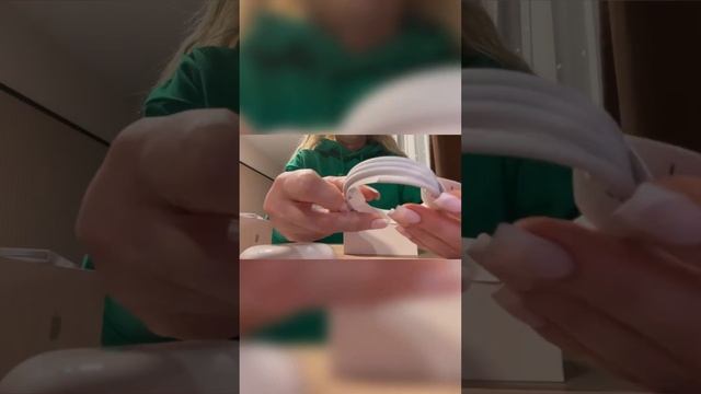 Обзор и распаковка наушники AirPods Pro 2 поколения смотреть онлайн