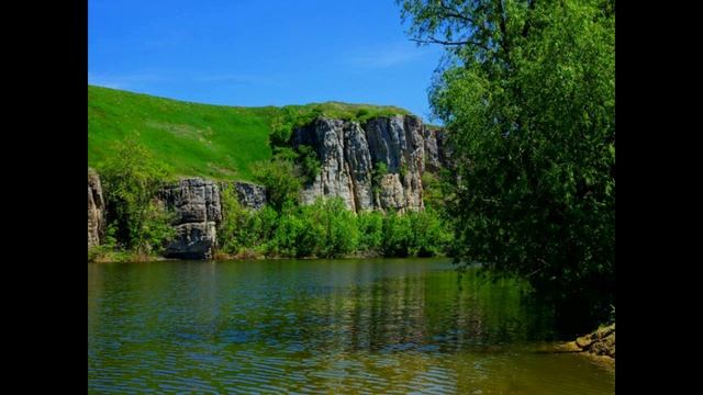Светлана Николаевна Склярова читает отрывок из стихотворения Любови Белимовой «Родные края» смотреть онлайн