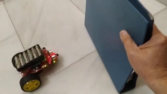 4Tronix Pi2Go Full PID keeping a fixed distance смотреть онлайн