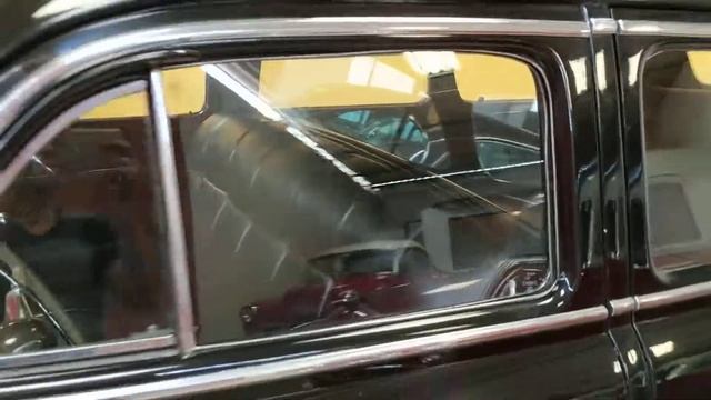 Cadillac 1942 Fleetwood Limousine Left Side View смотреть онлайн