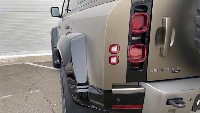 2023 Land Rover Defender AT35 смотреть онлайн