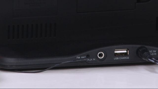 Magnavox Dual Alarm Clock Radio w/ Wireless Phone Charging on QVC смотреть онлайн