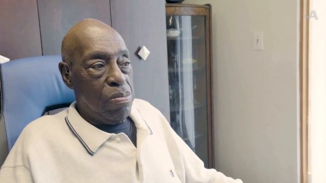 Football Family Cares For First Black Sugar Bowl Player