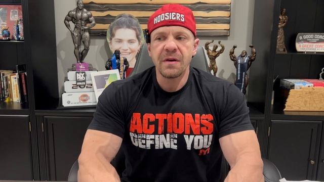 Tren Twins v Greg Doucette | Drug Culture Clashes with Old School! смотреть онлайн