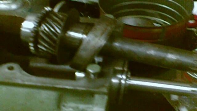 M38a1 Military Jeep Spicer T-90 Transmission re-build смотреть онлайн
