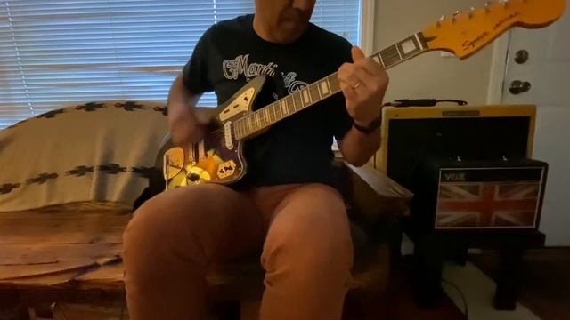 2021 Squier Jaguar Classic Vibe stock смотреть онлайн