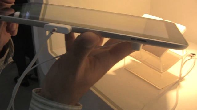 Hands-on with the Huawei MediaPad 10 FHD [MWC 2012] смотреть онлайн