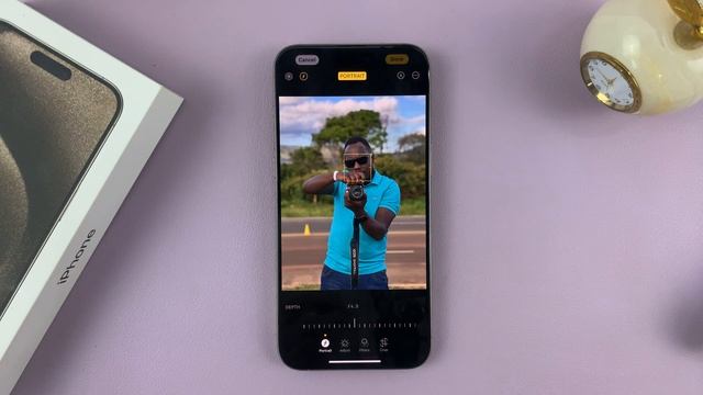 How To Change Focus In Portrait Photos On iPhone 15 & iPhone 15 Pro смотреть онлайн