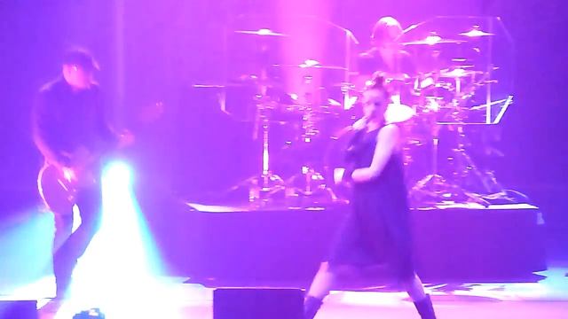 Garbage - 13 Cherry Lips (live in Minsk 2012) смотреть онлайн